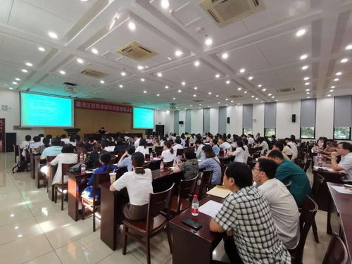 全區(qū)職稱申報(bào)與職業(yè)技能等級(jí)認(rèn)定系統(tǒng)培訓(xùn)會(huì)圓滿舉行，助力計(jì)算機(jī)系統(tǒng)服務(wù)人才隊(duì)伍建設(shè)